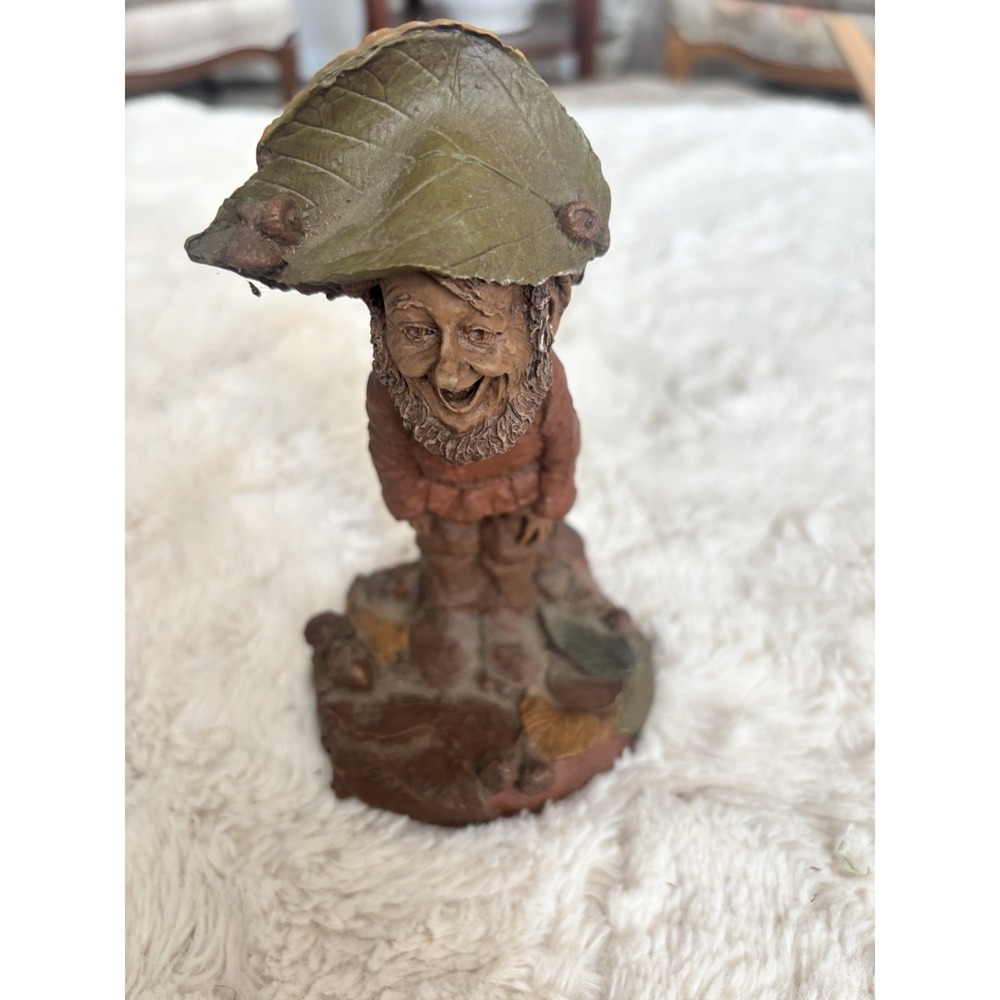 Tom Clark Cairn Studio "Boo" Gnome Figurine 1984 Leaf Hat Signed